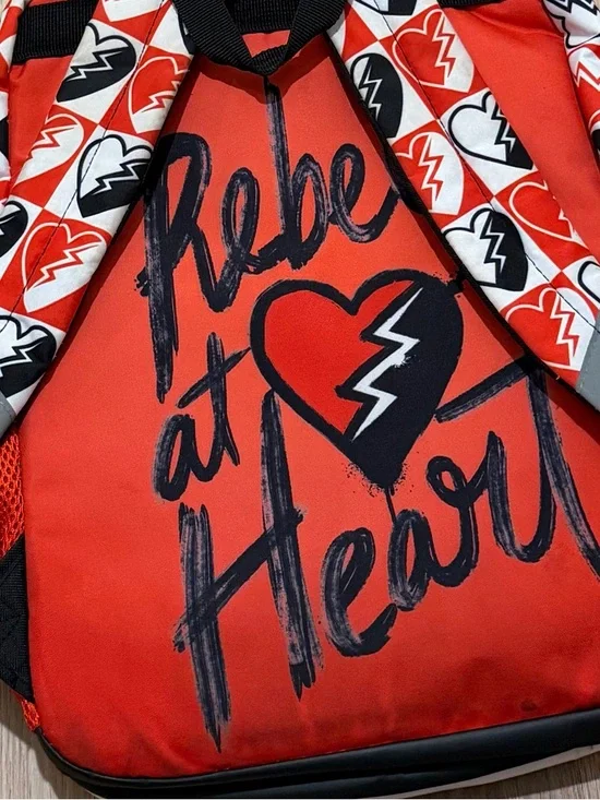 Disney Descendants: The Rise of Red "Rebel at Heart" girls' 17-inch backpack - Picture 6 of 7